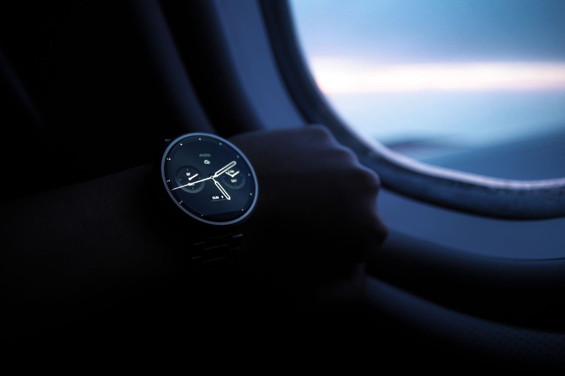 Xu hướng 2: Dark mode theo ngữ cảnh, không còn là nút bật tắt